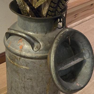 Antique "20 Liquid Qrts" Milk Can with Lid Attached