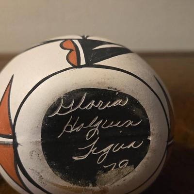 Pueblo Wedding Vase signed by GLORIA HOLGUIN of the Tiqua Tribe