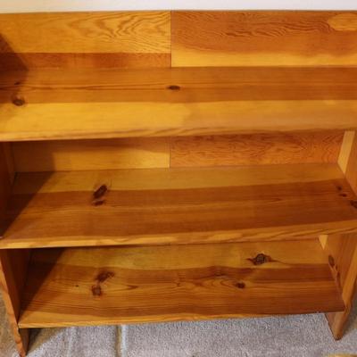 Wooden Pine Bookshelf