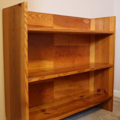 Wooden Pine Bookshelf