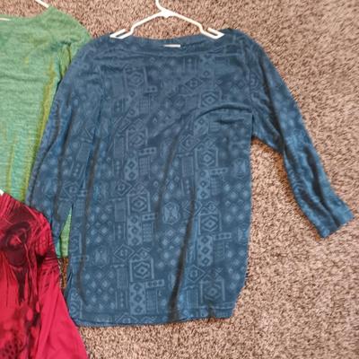 LADIES SHIRTS AND CARDIGANS (L - XL)