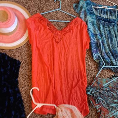 LADIES DRESSES, SKIRTS, SHIRTS, CARDIGANS AND SCARVES (L - XL)
