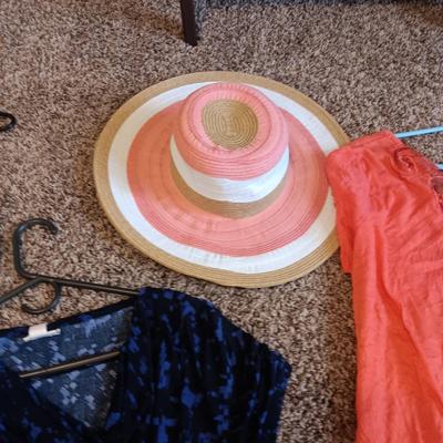 LADIES DRESSES, SKIRTS, SHIRTS, CARDIGANS AND SCARVES (L - XL)