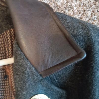 LADIES SATIN LINED WOOL COAT W/LEATHER COLLAR (M) AND DRESS JACKET