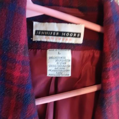 LADIES SATIN LINED WOOL COAT W/LEATHER COLLAR (M) AND DRESS JACKET