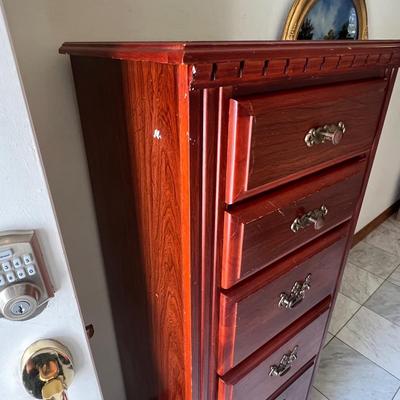 Broyhill Tall Chest of Drawers (GB-RG)