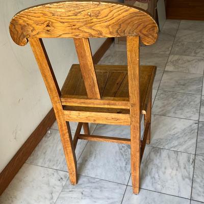 Rustic Oak Chair (GB- RG)