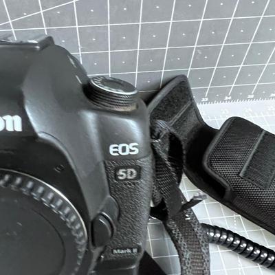 CANNON EOS5 D Camera 