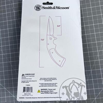 NEW Knife SMITH & WESSON 