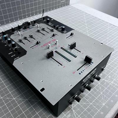 Allen & Heath XONE, 02 Mixing Board 