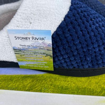 Stoney River NEW Slippers