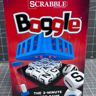 New BOGGLE 3 Minute Word Game