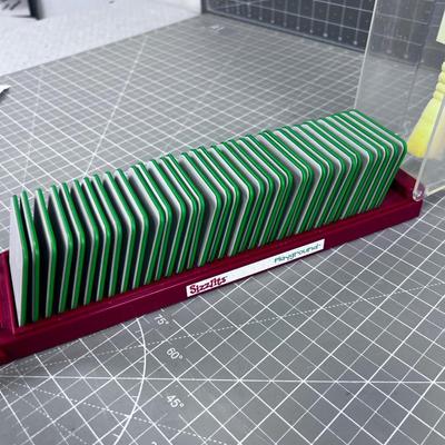 SIZZIX Cutting Dies, Letter and Playground Type Font