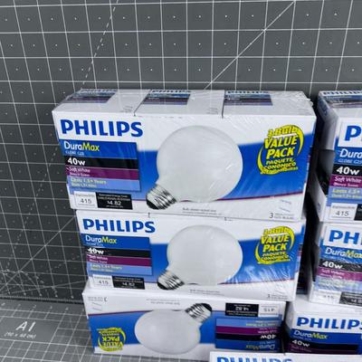 PHILLIPS 40Watt Round Bulbs 8 Packages. 