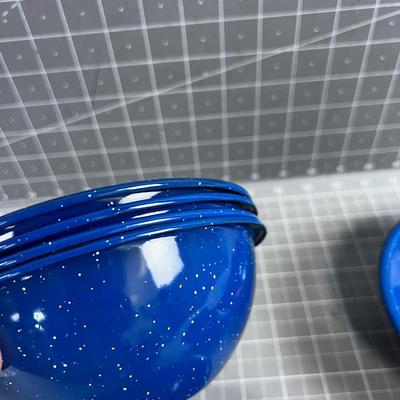 8 GSI Graniteware Bowls 