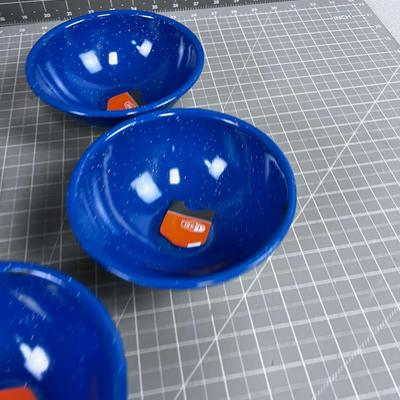 8 GSI Graniteware Bowls 