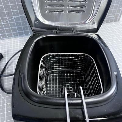 COOKS ESSENTIAL Deep Fryer 