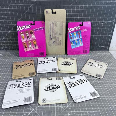 VINTAGE NEW BARBIE Clothes new on the Card