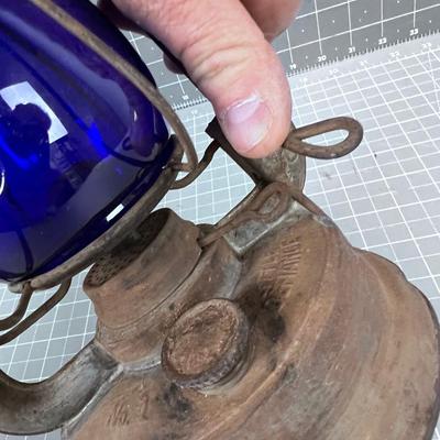 EMBURY No. 1 Lantern Blue Glass