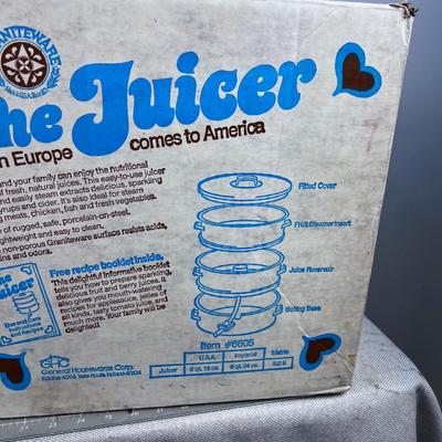 Steam Juicer in the Box