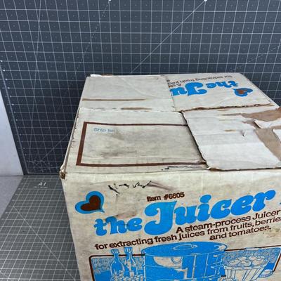 Steam Juicer in the Box