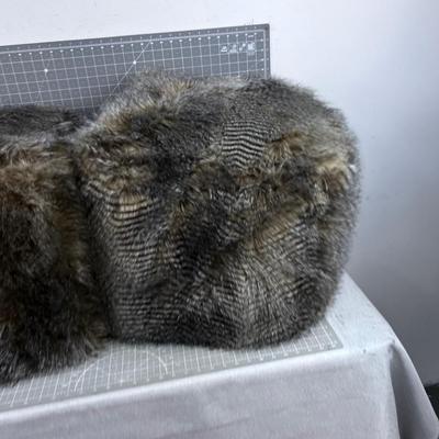 HASSOCKS (2) Cube Fur 