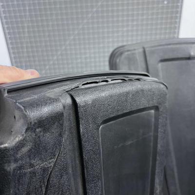 3 NEW PLANO, but Cracked Riffle Case