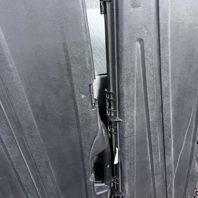3 NEW PLANO, but Cracked Riffle Case