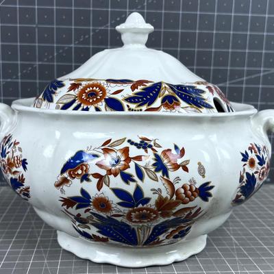 Antique English Soup Tureen 