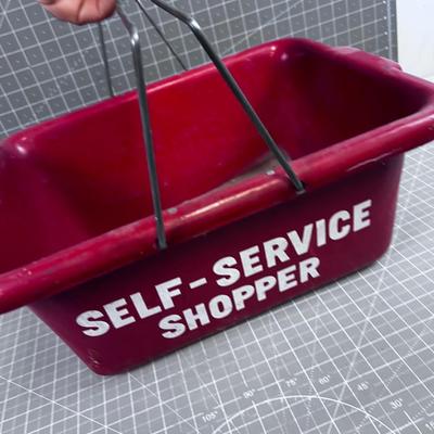 VINTAGE Red Shopping Basket