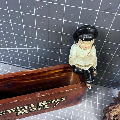 Kitschy Collectible Item Lot