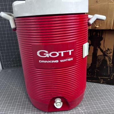 Gott Water Dispenser 