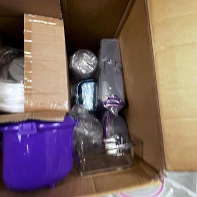 Pile in a box of  Mis - Match NEW & Used Lock & Lock 
