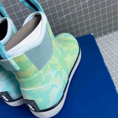 HUK New Boots 