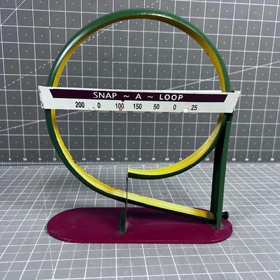 Vintage Snap a Loop Marble Game Metal 