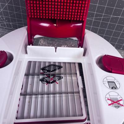 Genius Grater / Slicer Like new 