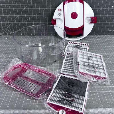 Genius Grater / Slicer Like new 