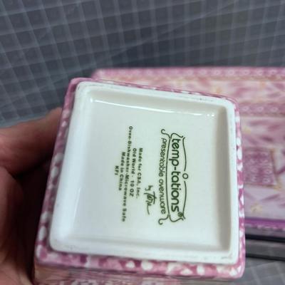 TEMPTATIONS Oven to Table. Rectangle -With Carrier and Cradle & Dip Bowls 
