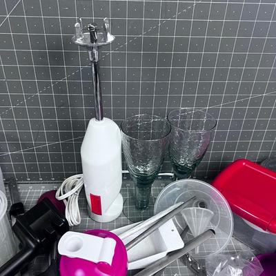 Grand Lot of Kitchen Stuff With Blending Mixer 