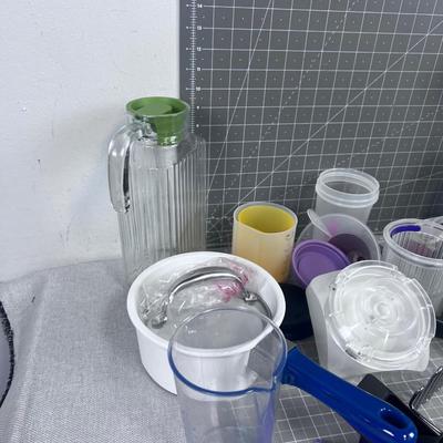 Grand Lot of Kitchen Stuff With Blending Mixer 