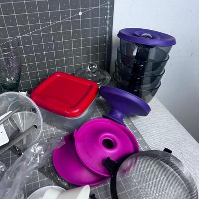 Grand Lot of Kitchen Stuff With Blending Mixer 