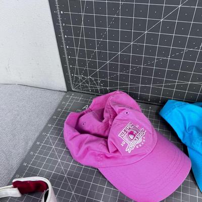 Caps and Vizors 