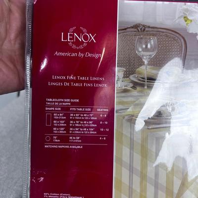 LENOX American by Design Table Cloth & Napkins
