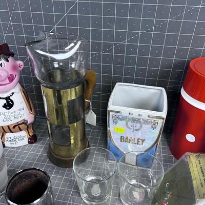 Mixed Lot of VINTAGE Bar Ware and such