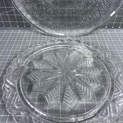 2 Clear Glass Serving Platters 