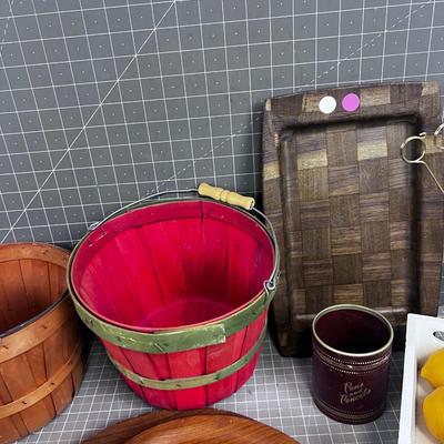 Giant Lot of Baskets,  Wood Vintage Serving, Photo  items