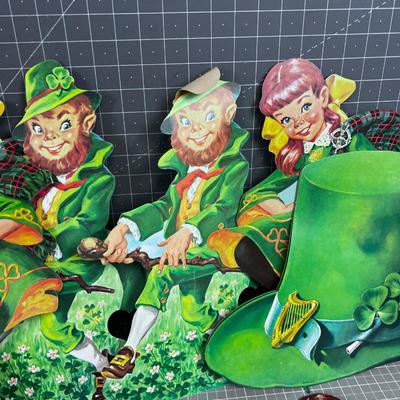 AWESOME Vintage Cut Outs all St. Patrick's DAY