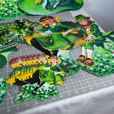 AWESOME Vintage Cut Outs all St. Patrick's DAY
