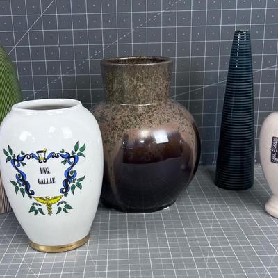 Lot of Collectible Vintage Pottery