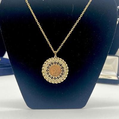 LARGE JEWELRY LOT~Peridot, Sterling, Glass & More